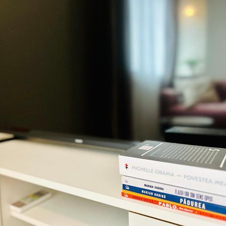 Ultracentral Lux Boutique 1Br Ap Near Subway Bukarest Exteriör bild
