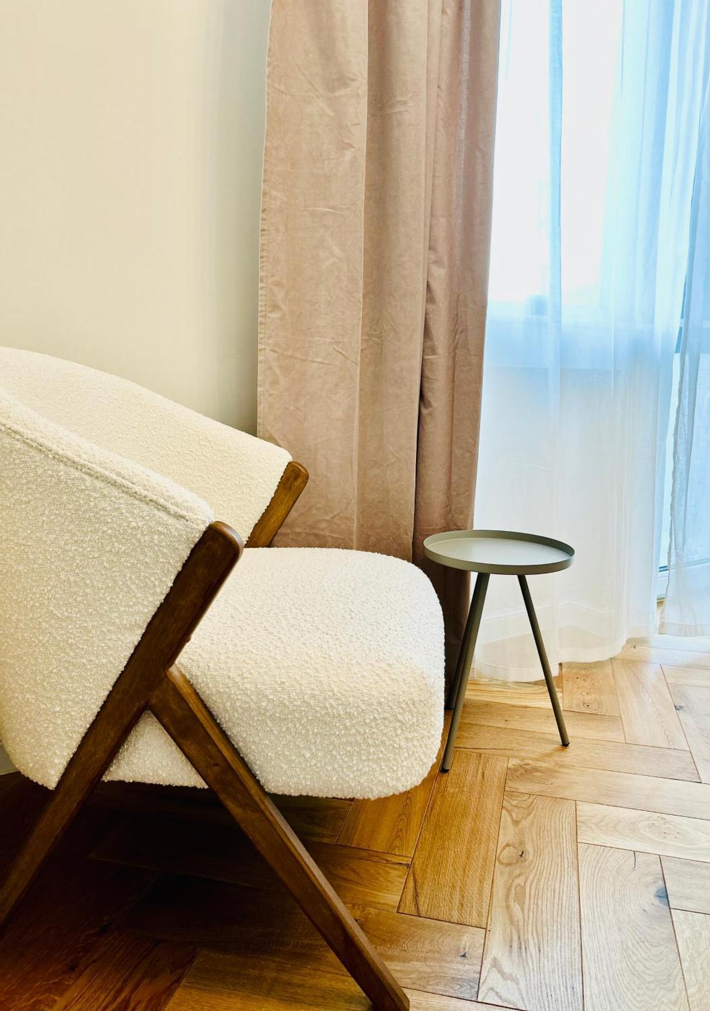 Ultracentral Lux Boutique 1Br Ap Near Subway Bukarest Exteriör bild